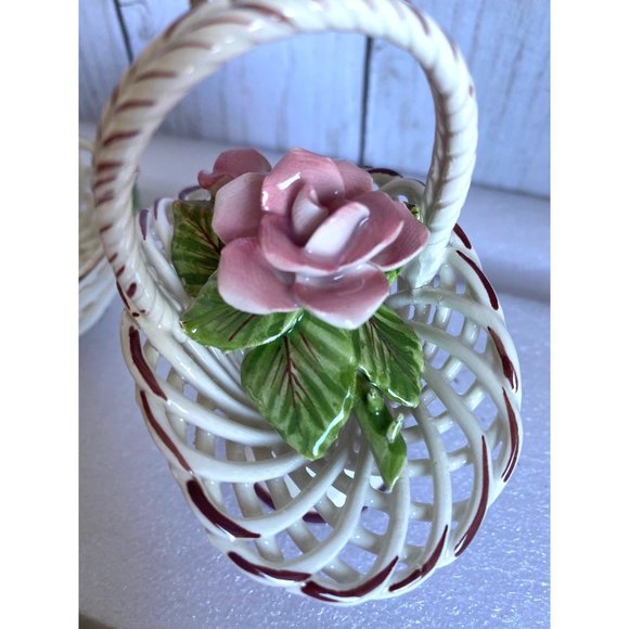 Vintage Porcelain Levante Made in Spain small ceramic woven basket - Picture 3 of 12